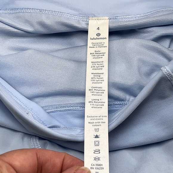 Lululemon Women's Real Quick Short Perforated 3.5" Size 4 Light Blue‎ - Picture 3 of 7